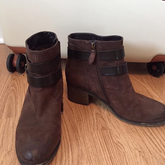 Size 9.5 Franco Sarto Leather Brown Boots - Picture 2 of 2